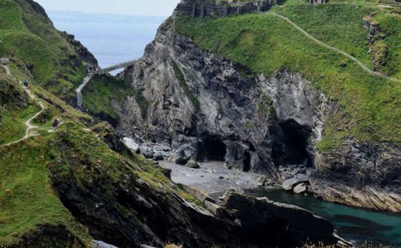 Gilbert Lodge - Tintagel