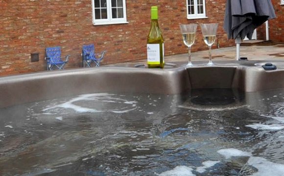 Holiday Cottages in Cornwall with hot tub