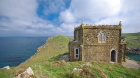 Doyden Castle, Port Isaac, Cornwall © Mike Henton
