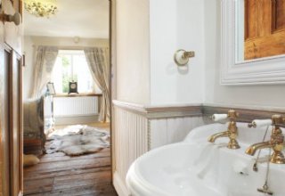 Luxury self-catering house with swimming pool north cornwall