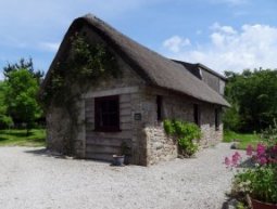 photo of Holiday cottage in Crowan, Lizard, Cornwall | East Barn sleeps 3 for year 2016 | Helpful Holidays