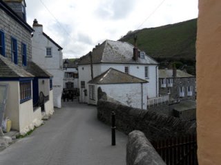 Port Isaac slim streets