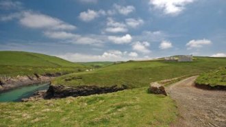 The view from Doyden Castle, Port Isaac, Cornwall © Mike Henton